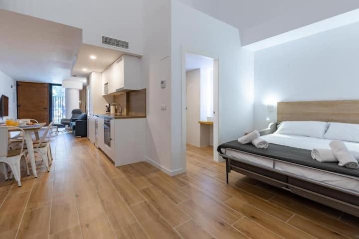 Appartamento Duplex 6 Pax 2 Bth, Excelent Area Luxor Valenza Esterno foto
